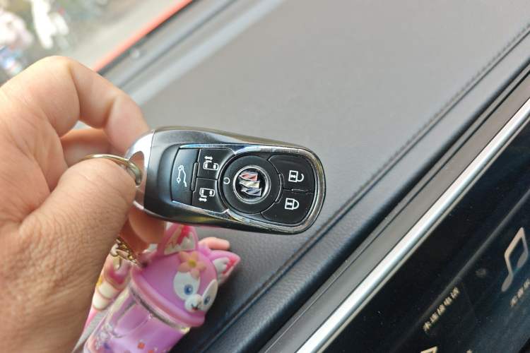 Used Buick GL8 2020 ES Land Cruiser 653T Flagship Model
