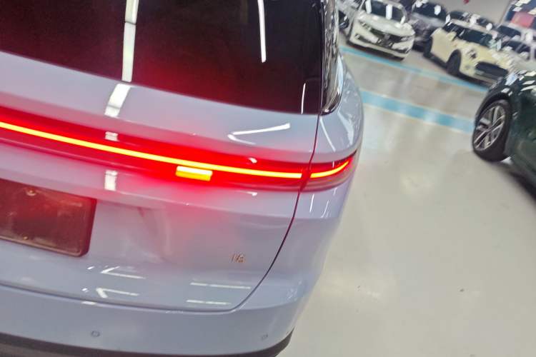 Used Li Auto i8 2025 Model Standard Version Right Rear Taillight
