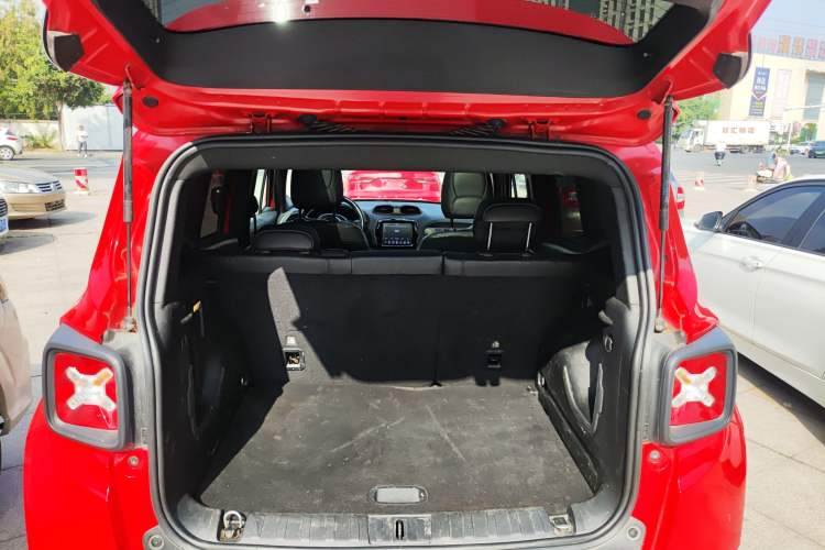 Used Jeep Renegade 2021 220T Automatic 80th Anniversary Edition
