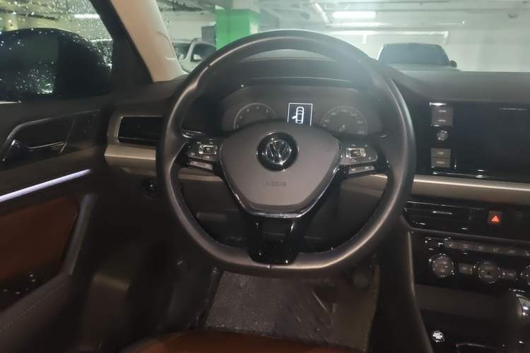 Used Volkswagen Lavida 2019 280TSI DSG Luxury Edition China VI Standard
