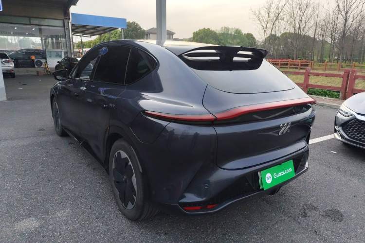 Used IM LS7 2023 90 kWh Elite Rear-Drive Version
