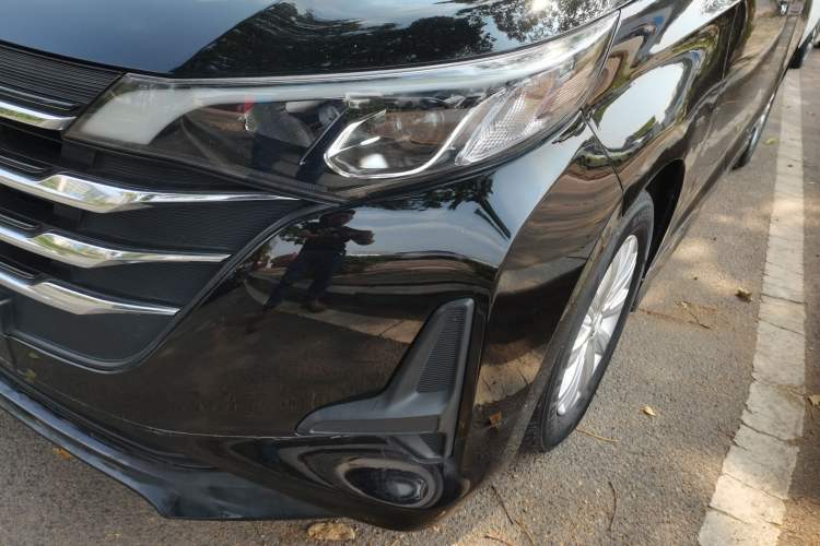 Used GAC Trumpchi M6 2019 270T DCT Elite Edition (7-seater) China VI Left Front Headlight