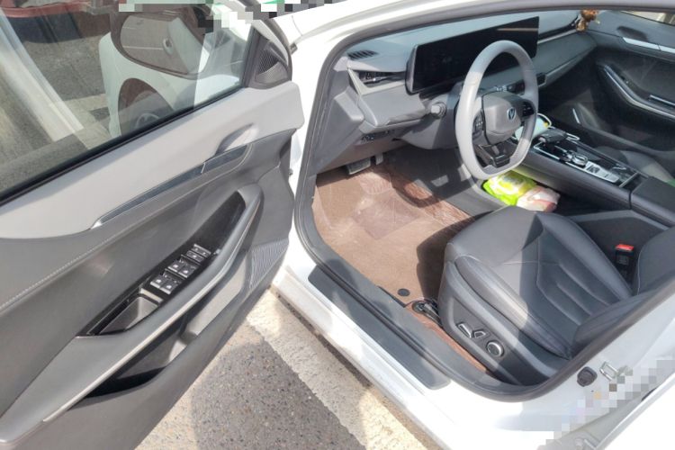 Used CHANGAN Ruicheng PLUS 2023 1.5T DCT Flagship Edition
