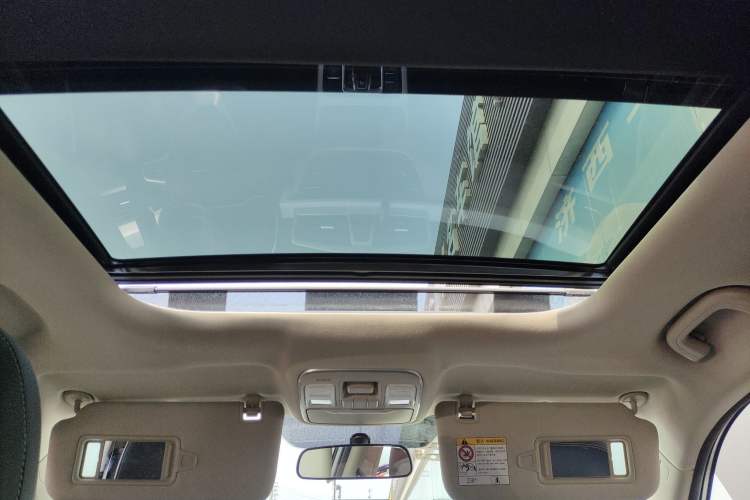 Used Geely Auto Emgrand X7 Sport 2020 1.8TD DCT Two-Wheel Drive Zhiya Model Headliner