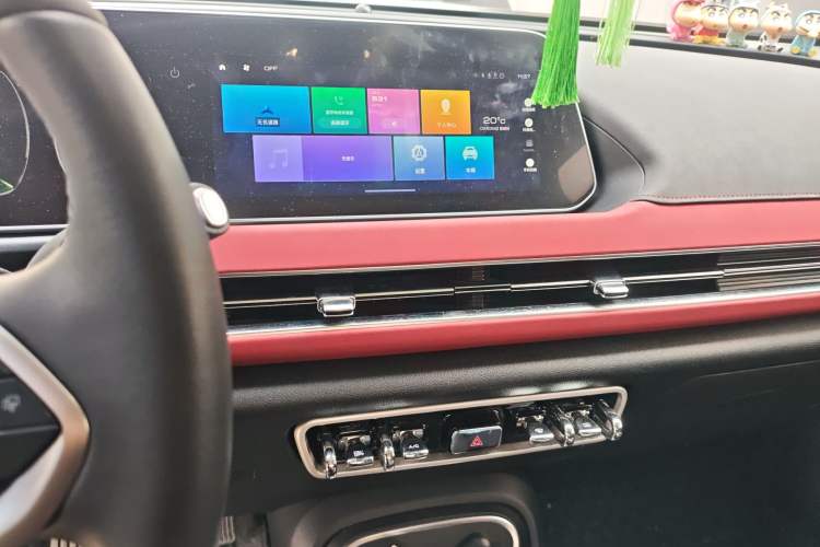 Used ORA Good Cat GT 2023 Mulan Edition 401km Luxury Version Audio And AC Panel