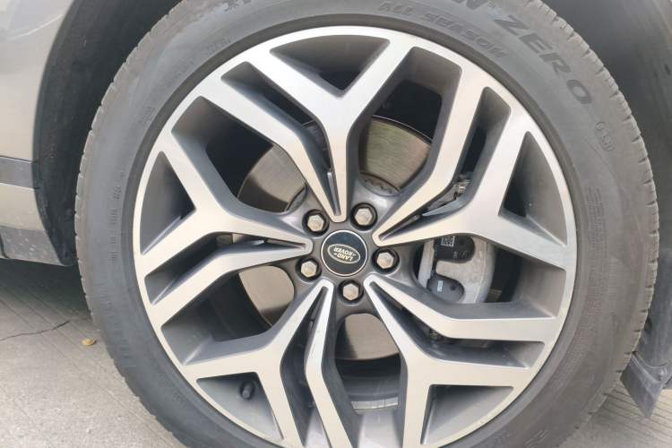 Used Land Rover Range Evoque 2021 Range Rover Velar 249 PS R-Dynamic S Performance Edition
