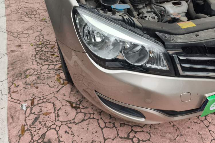 Used Roewe 350 2015 1.5L Manual Luxury Sunroof Edition
