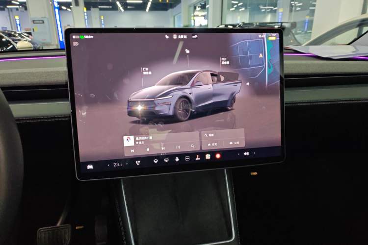Used Tesla Model Y 2025 Rear-Wheel-Drive Version