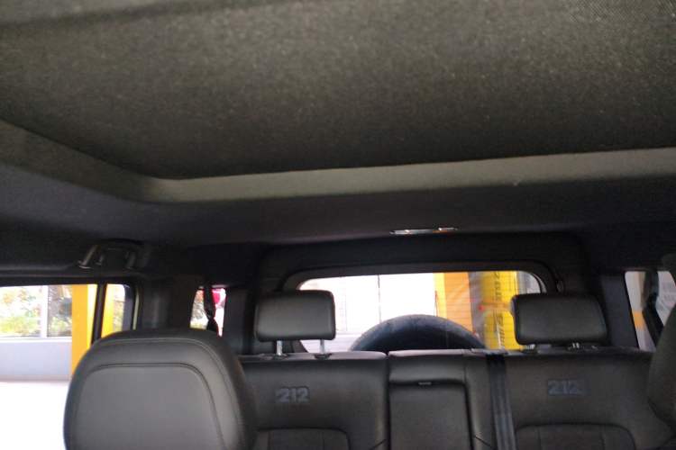 Used 212 T01 2024 2.0T Explorer