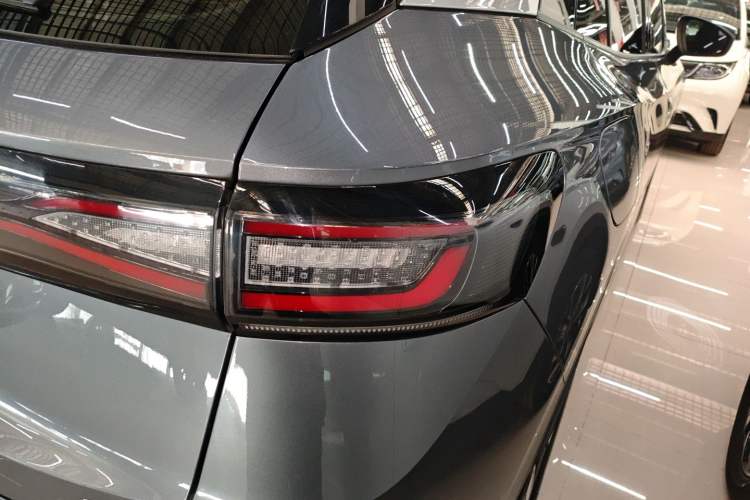 Used Volkswagen ID.4 X 2025 Smart Version Pure & Intelligent Enjoyment Edition Right Rear Taillight