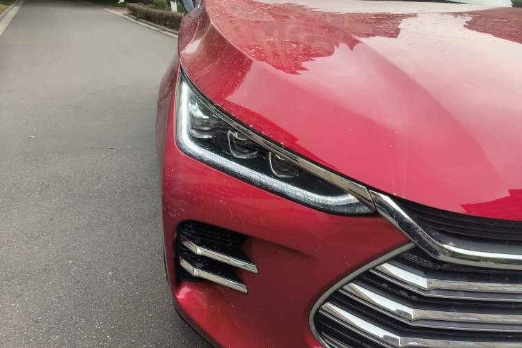 Used BYD Tang New Energy 2018 DM 2.0T All-Wheel Drive Smart Connectivity Luxury Model 7 Seats China V Emission Standard