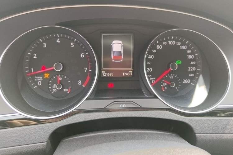 Used Volkswagen Magotan 2017 330TSI DSG Luxury Model Instrument Cluster