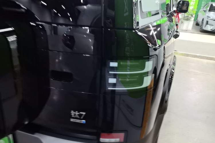 Used Formula Leopard Tai 7 2025 Model 200 km Two-Wheel Drive Max Edition
