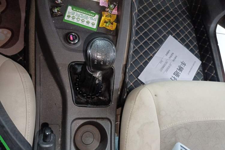Used Wuling Hongguang 2014 1.5L S Standard Version Gear Lever