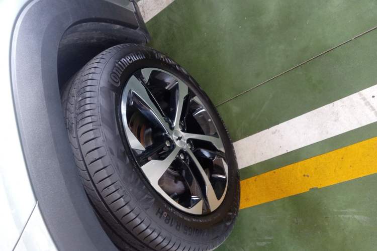 Used Chevrolet Seeker 2022 1.5T CVT RS Bee Wave Edition Left Front Wheel Hub