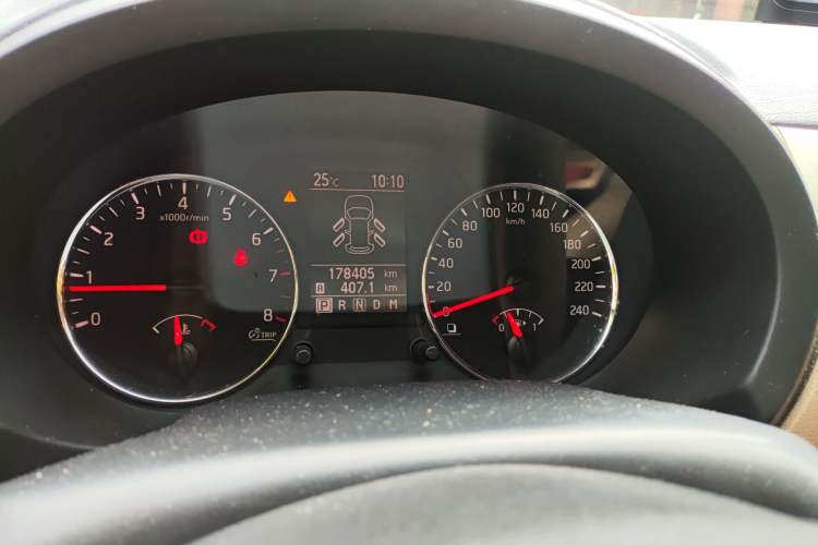 Used Nissan X-Trail 2012 2.5L CVT Flagship Edition 4WD Instrument Cluster