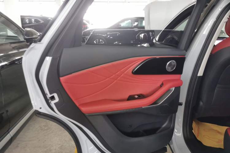 Used EXEED Stellar 2023 400T Two-Wheel Drive Comfort Flyfish Edition