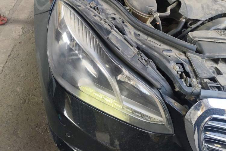 Used Mercedes-Benz E-Class 2015 E 200 L
