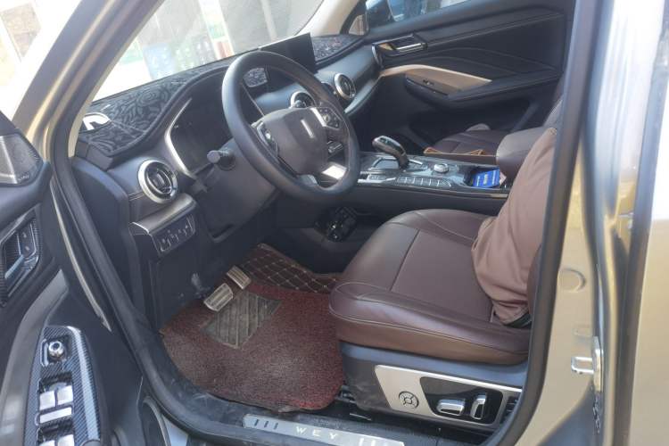 Used Wey VV6 2018 2.0T Four-Wheel Drive Flagship Version China V Standard