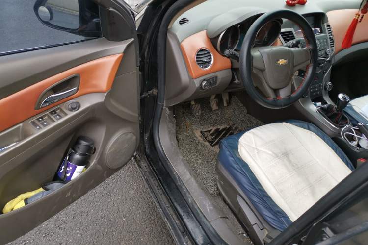 Used Chevrolet Cruze 2015 1.5L Classic SE MT
