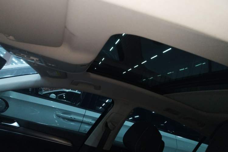 Used Volkswagen Magotan 2020 280TSI DSG Leading Edition Headliner