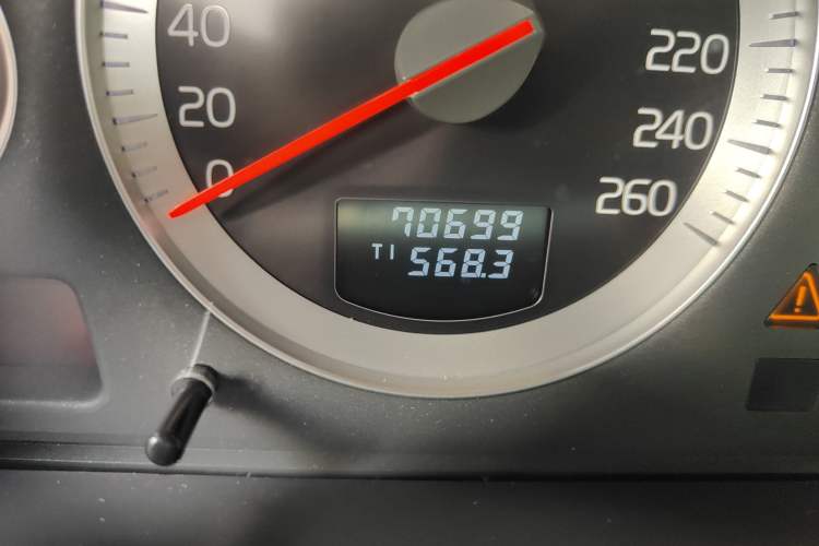 Used Volvo XC Classic 2014 T5 Executive Edition