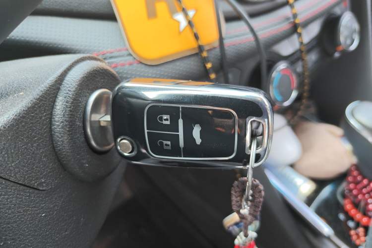 Used Chevrolet Monza 2019 RS 330T Automatic Comfort Edition China VI Standard Vehicle Key