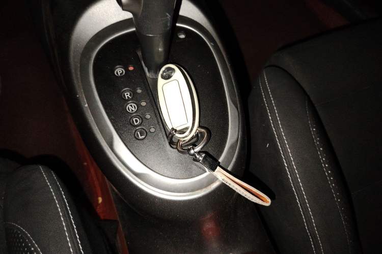 Used Infiniti ESQ 2014 1.6L Spontaneous Edition
