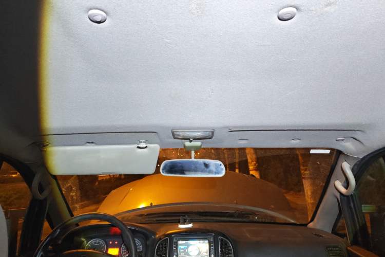 Used FORTHING Lingzhi 2016 M3L 1.6L 7-Seater Standard Model
