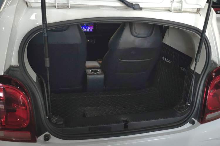 Used Roewe Clever 2021 302km Excellence Edition
