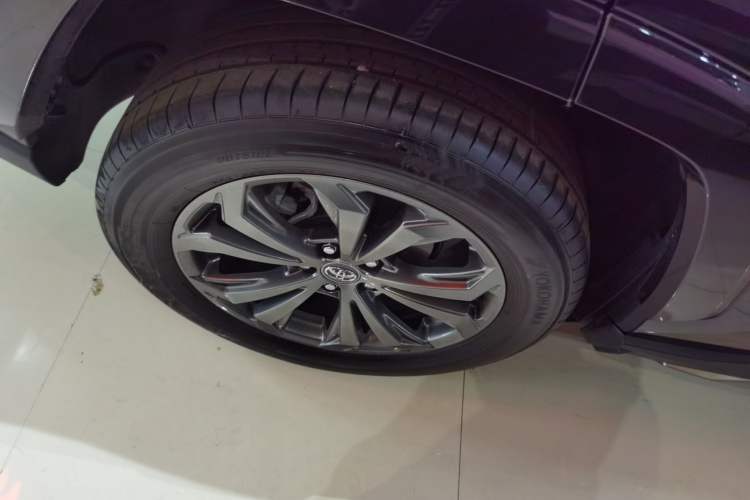 Used Toyota RAV4 2024 2.0L CVT Two-Wheel Drive Fashion Plus Edition
