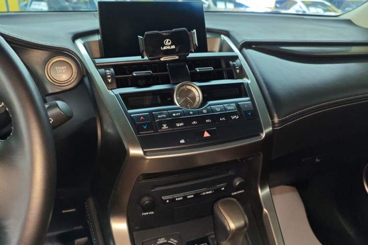 Used Lexus NX 2015 200T All-Wheel-Drive Fēngshàng Edition