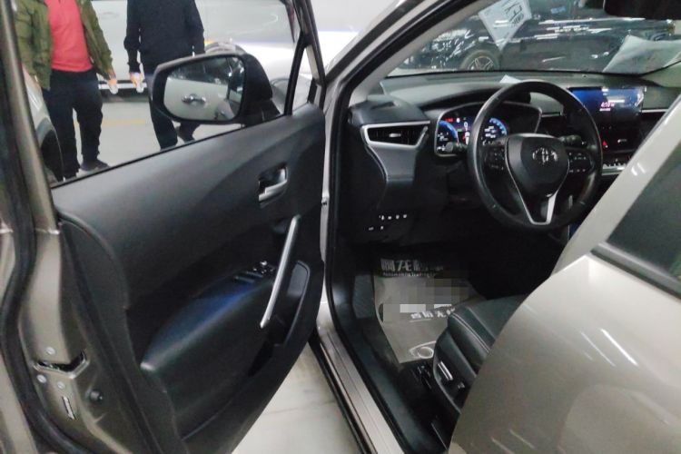 Used Toyota FRONTLANDER 2023 2.0L Smart Electric Hybrid Dual-Engine Deluxe Version
