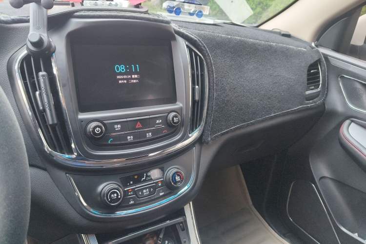 Used Baojun 560 2016 1.5T Manual Luxury Model