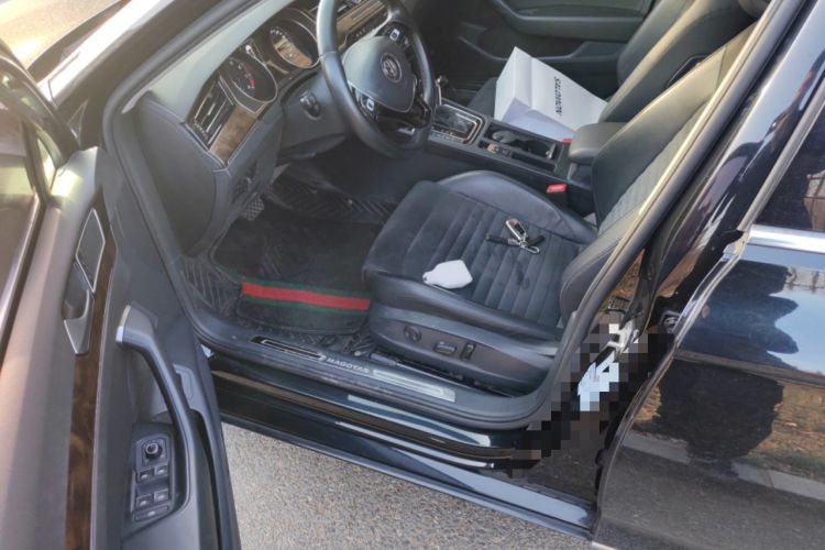 Used Volkswagen Magotan 2018 330TSI DSG Luxury Model Driver Seat