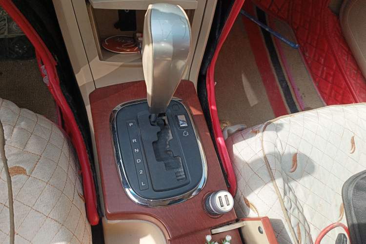 Used Roewe 350 2013 350C 1.5L Automatic Xunyue Edition