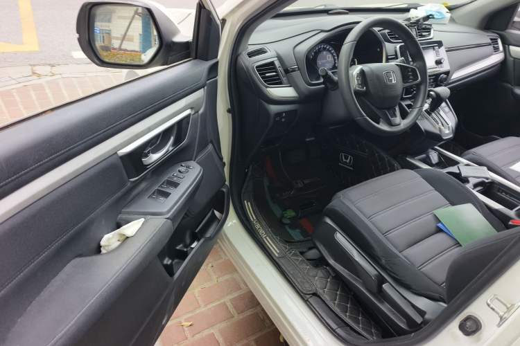 Used Honda CR-V 2017 240TURBO CVT 2WD Urban Edition Driver Seat