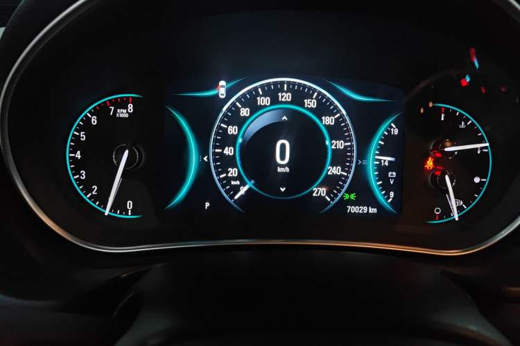 Used Buick Regal 2015 1.6T Elite Tech Model Instrument Cluster