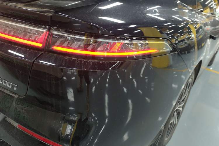 Used Dongfeng eπ eπ007 2025 Model Pure-Electric 650 Pro Cruise Edition Right Rear Taillight