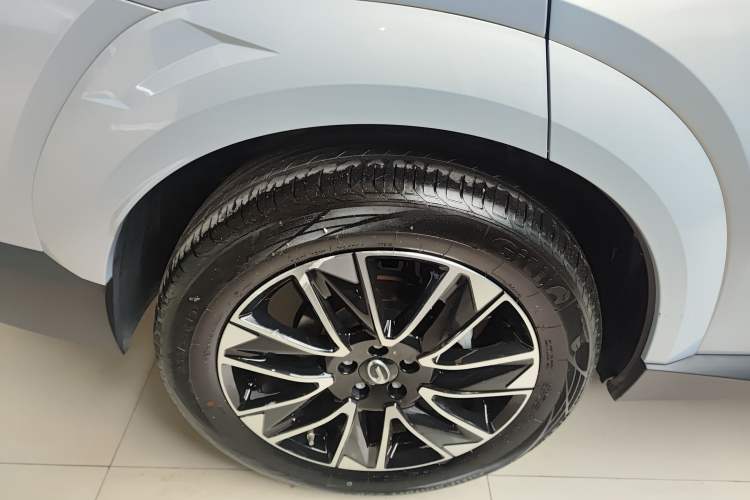 Used GAC Trumpchi GS4 2024 MAX 1.5T Flagship Edition Right Rear Wheel Hub