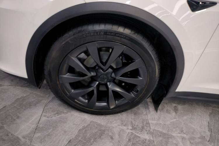 Used Tesla Model X 2023 Dual-Motor All-Wheel-Drive Version