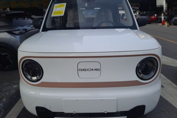Used Geely Galaxy Panda 2024 Panda Mini 200km Endurance Bear Front