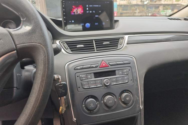 Used Peugeot 308 2014 Enjoy Edition Classic 1.6L Manual YouShang Model
