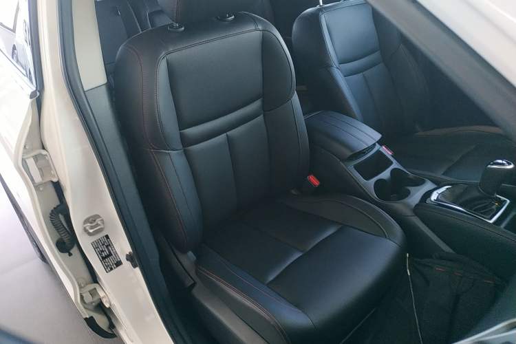 Used Nissan Qashqai 2022 2.0L CVT XV Smart Enjoyment Version Right Front Seat