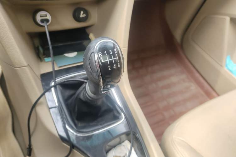 Used Baojun 730 2016 1.5T Manual Luxury Edition 7 Seats
