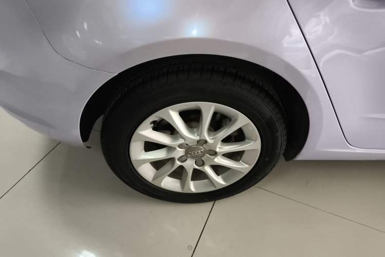 Used Audi A3 2014 Sportback 35 TFSI Automatic Style Edition Right Rear Wheel Hub