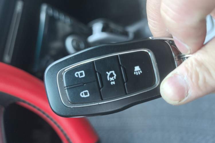 Used Luxgen 5 2015 1.8T Automatic ZhiZun Model