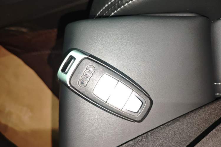 Used Audi Q4 e-tron 2024 40 e-tron Adventure Edition Vehicle Key