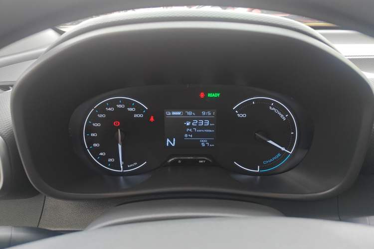 Used Wuling Hongguang New Energy 2024 All-Electric Model 300KM Practical Version