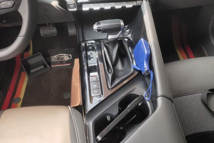 Used Baojun RC-5 2020 1.5T CVT Smart Luxury Edition